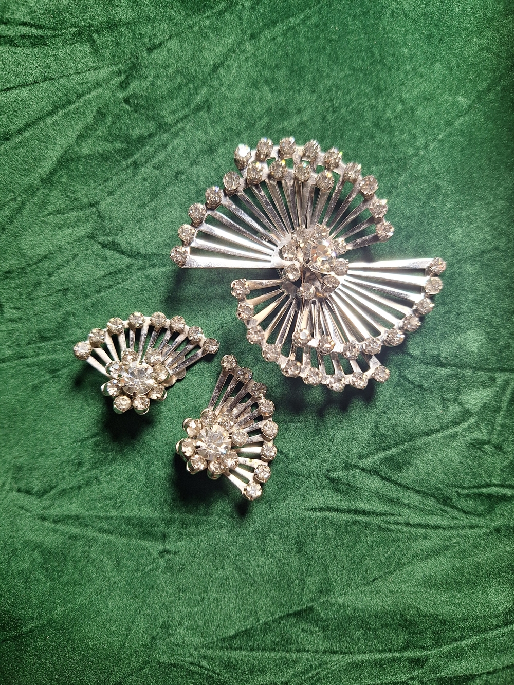 Coro Crystal Fan Brooch and Earring Set - Silver Tone